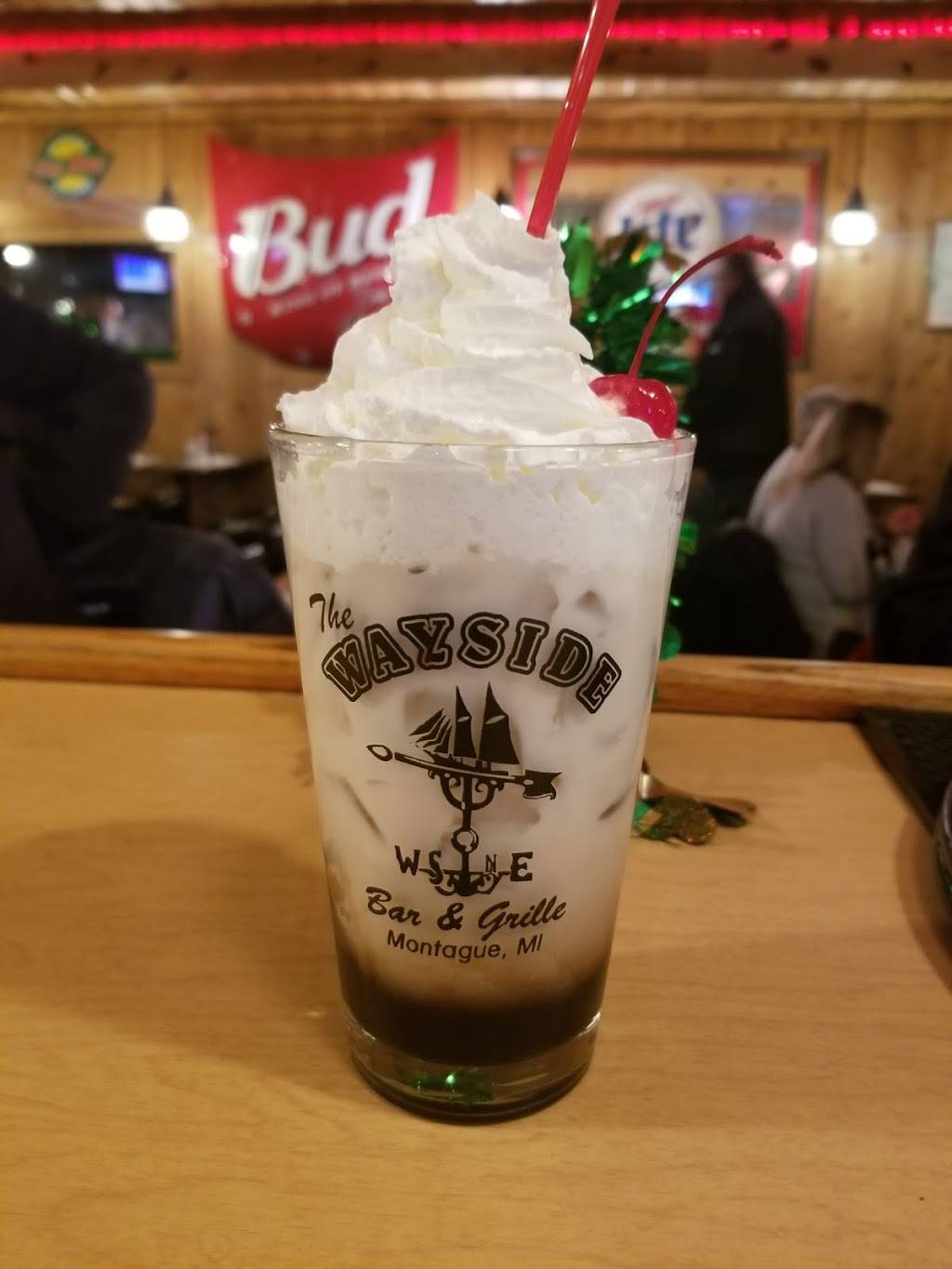 Wayside Bar & Grille | restaurant | 8875 Water St, Montague, MI 49437, USA | 2318936605 OR +1 231-893-6605