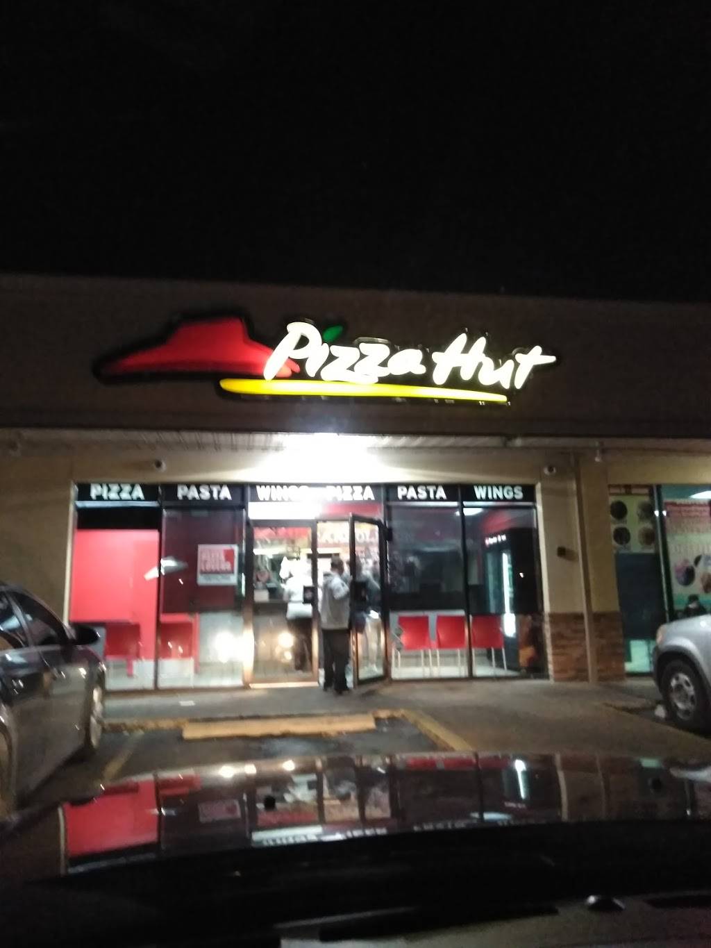 Pizza Hut | restaurant | 2204 Kelly Blvd Suite 103, Carrollton, TX 75006, USA | 9724161166 OR +1 972-416-1166