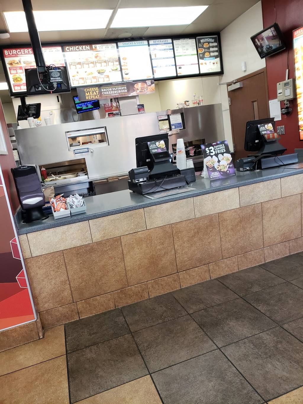 Jack in the Box | restaurant | 28083 Newhall Ranch Rd, Valencia, CA 91355, USA | 6612579267 OR +1 661-257-9267