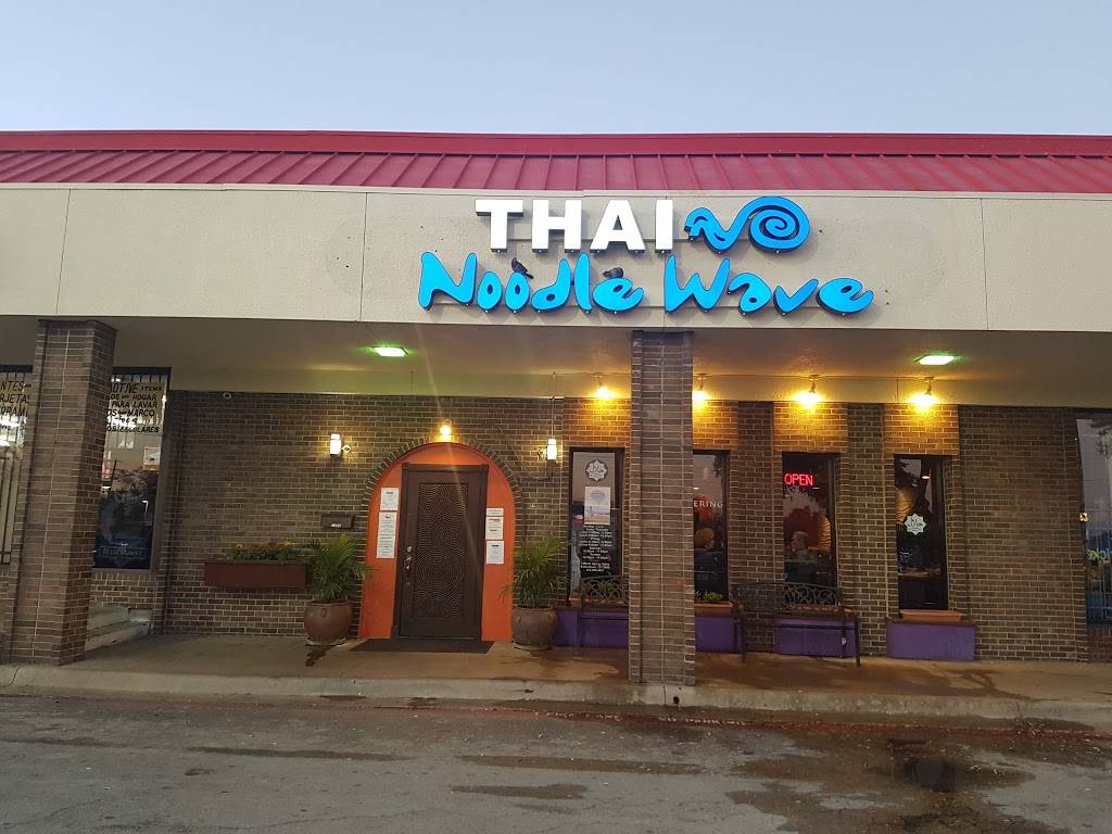 Noodle Wave | restaurant | 1490 W Spring Valley Rd, Richardson, TX 75080, USA | 9726903637 OR +1 972-690-3637