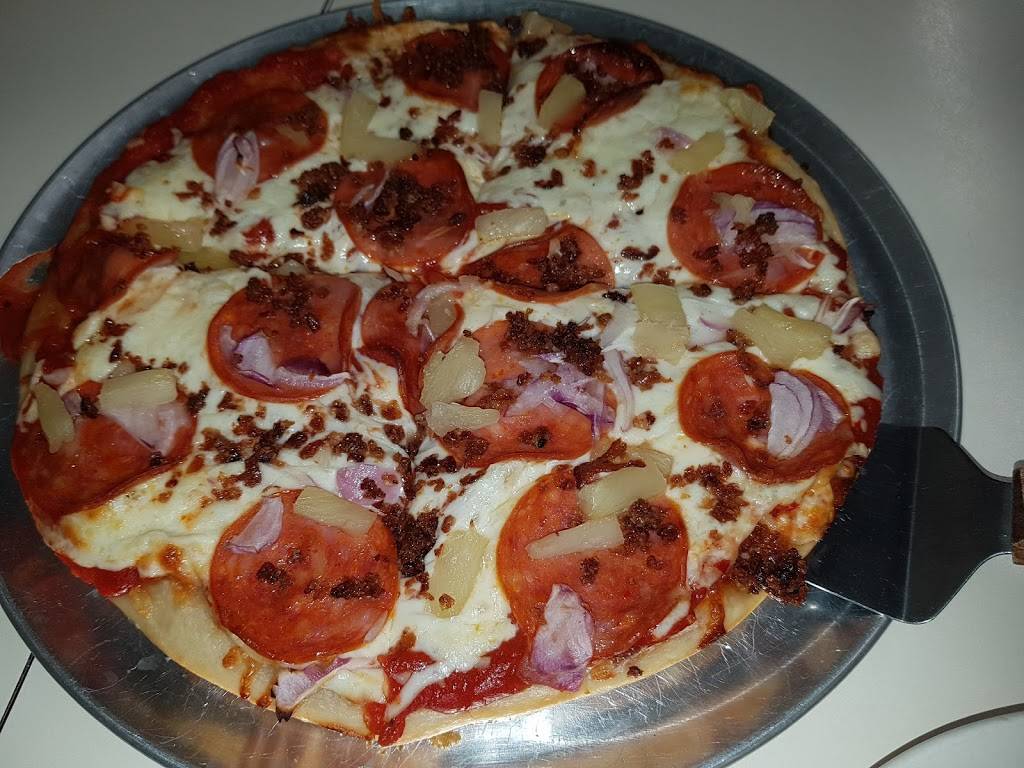 Bills Pizza House | restaurant | 3 King St E, Omemee, ON K0L 2W0, Canada | 7057997676 OR +1 705-799-7676