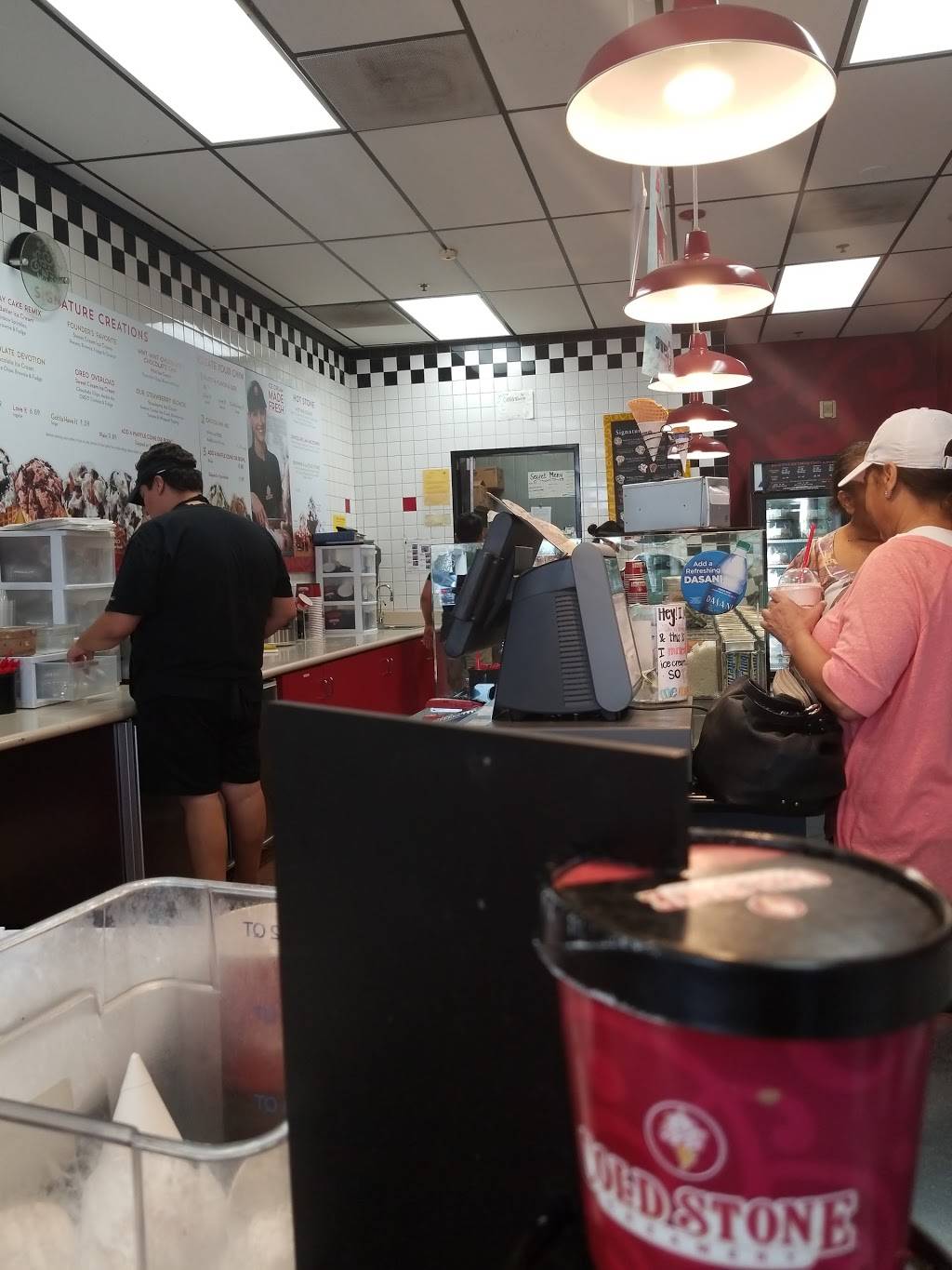 Cold Stone Creamery | bakery | 13065 Peyton Dr Ste C, Chino Hills, CA 91709, USA | 9099020015 OR +1 909-902-0015