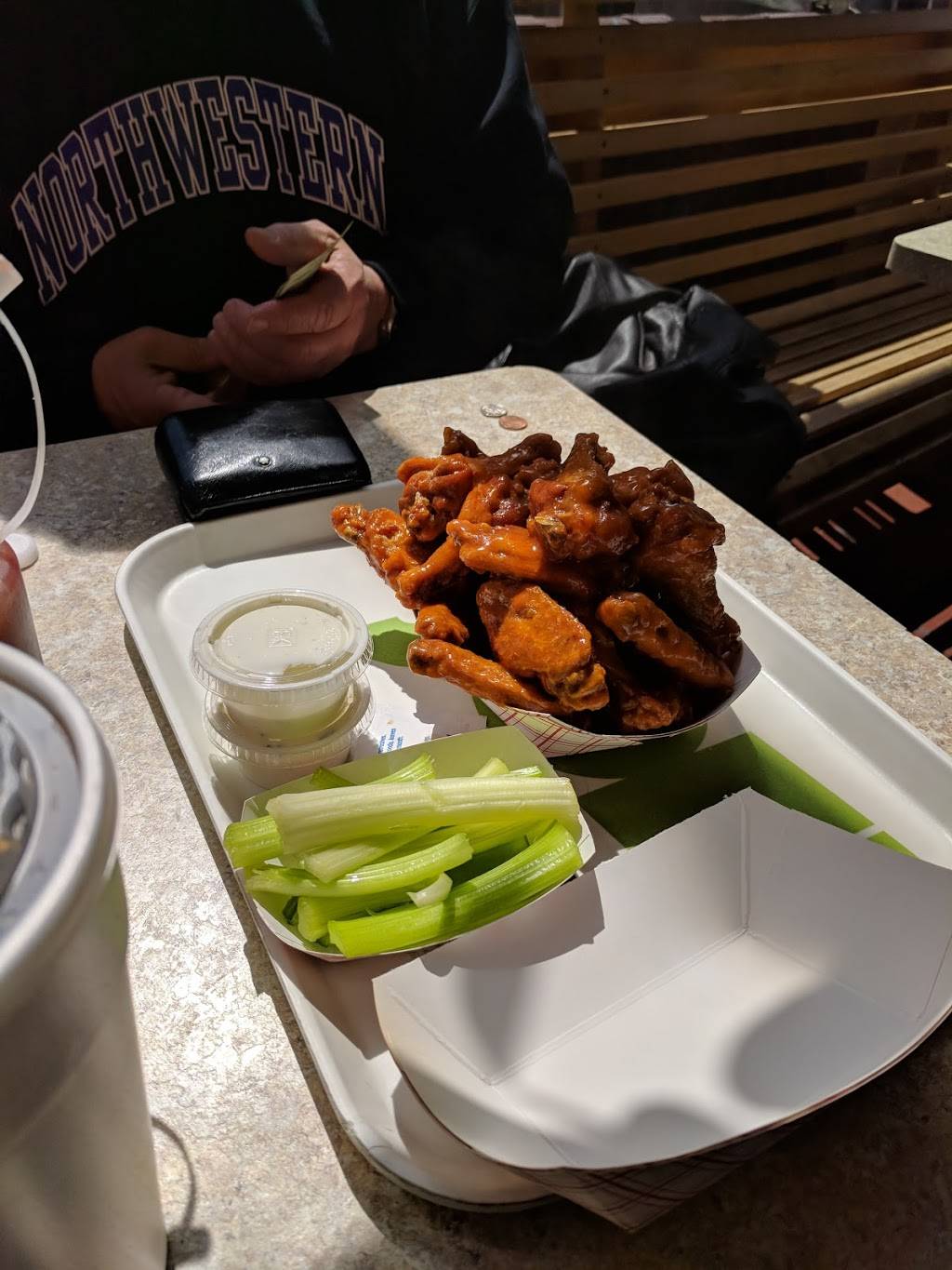 Buffalo Joes | restaurant | 812 Clark St, Evanston, IL 60201, USA | 8473285525 OR +1 847-328-5525