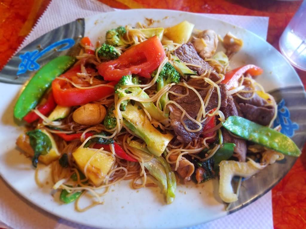 Khans Mongolian Barbeque | restaurant | 2720 Snelling Ave, Roseville, MN 55113, USA | 6516313398 OR +1 651-631-3398