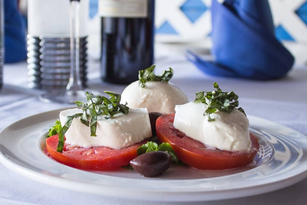 Carinos Northern Italian Cuisine | cafe | 9524 Blind Pass Rd # 5, St Pete Beach, FL 33706, USA | 7273608502 OR +1 727-360-8502