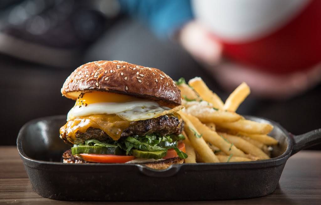 Pinstripes | restaurant | 3300 Kirby Dr UNIT 3A, Houston, TX 77098, USA | 3462971770 OR +1 346-297-1770