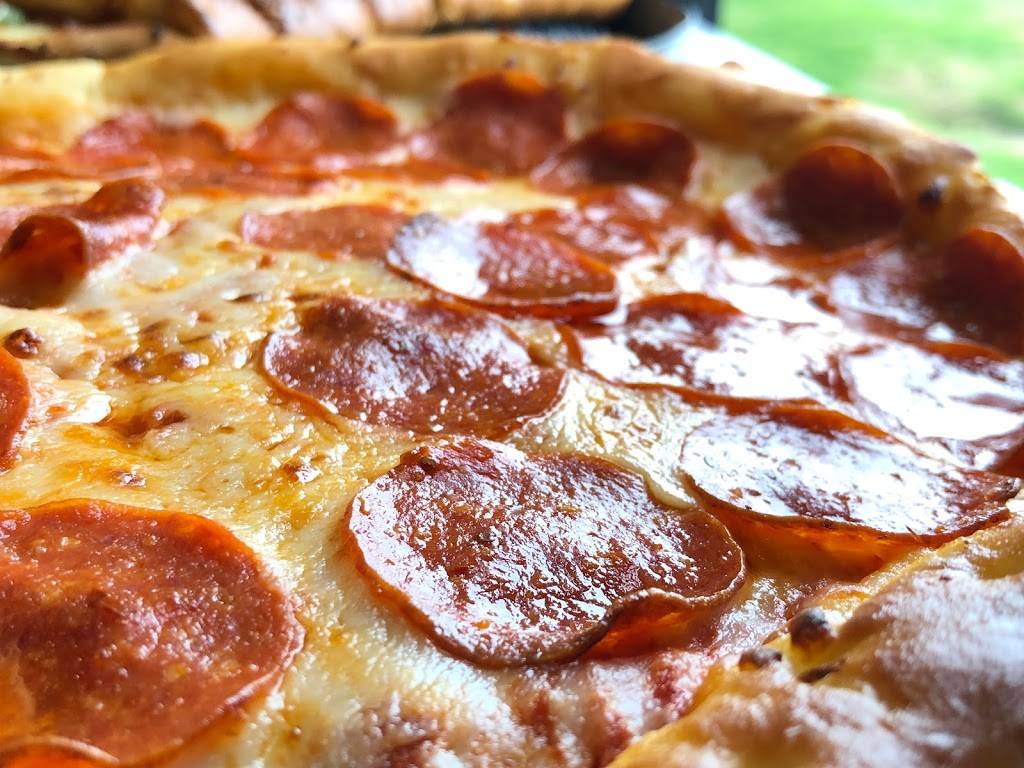 CheeZies Pizza - Wichita, KS (South) | meal takeaway | 1647 E MacArthur Rd, Wichita, KS 67216, USA | 3165292439 OR +1 316-529-2439