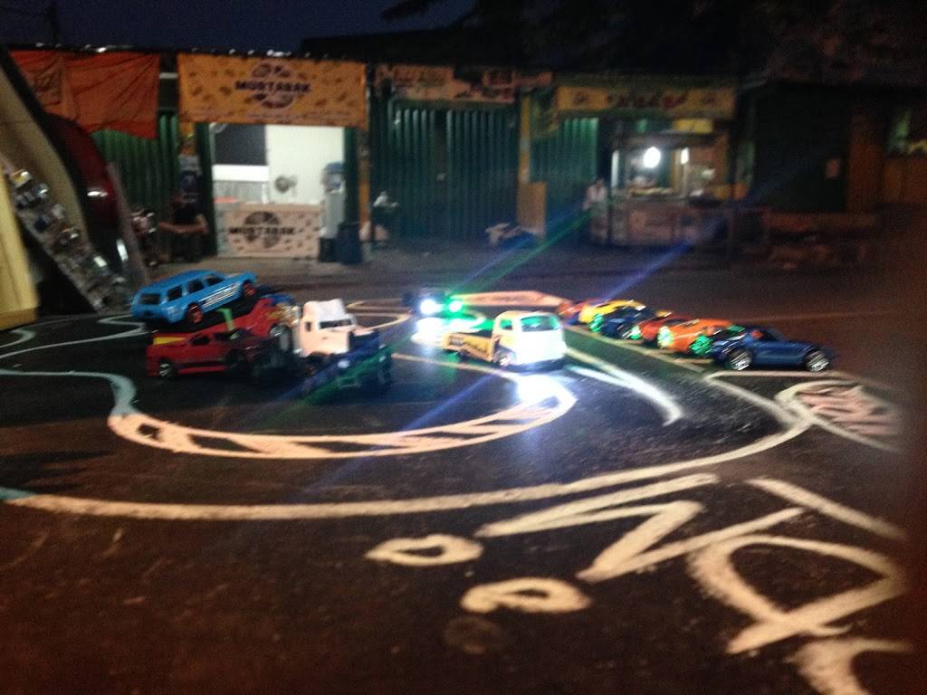 Toms Coffee Shop | restaurant | 250 E Burnside Ave, Bronx, NY 10457, USA | 7187312077 OR +1 718-731-2077