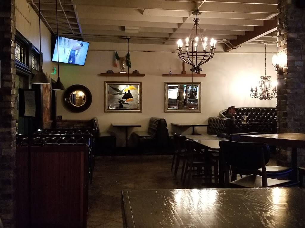 Hennesseys Tavern | restaurant | 1773 Newport Blvd, Costa Mesa, CA 92627, USA | 9496881123 OR +1 949-688-1123