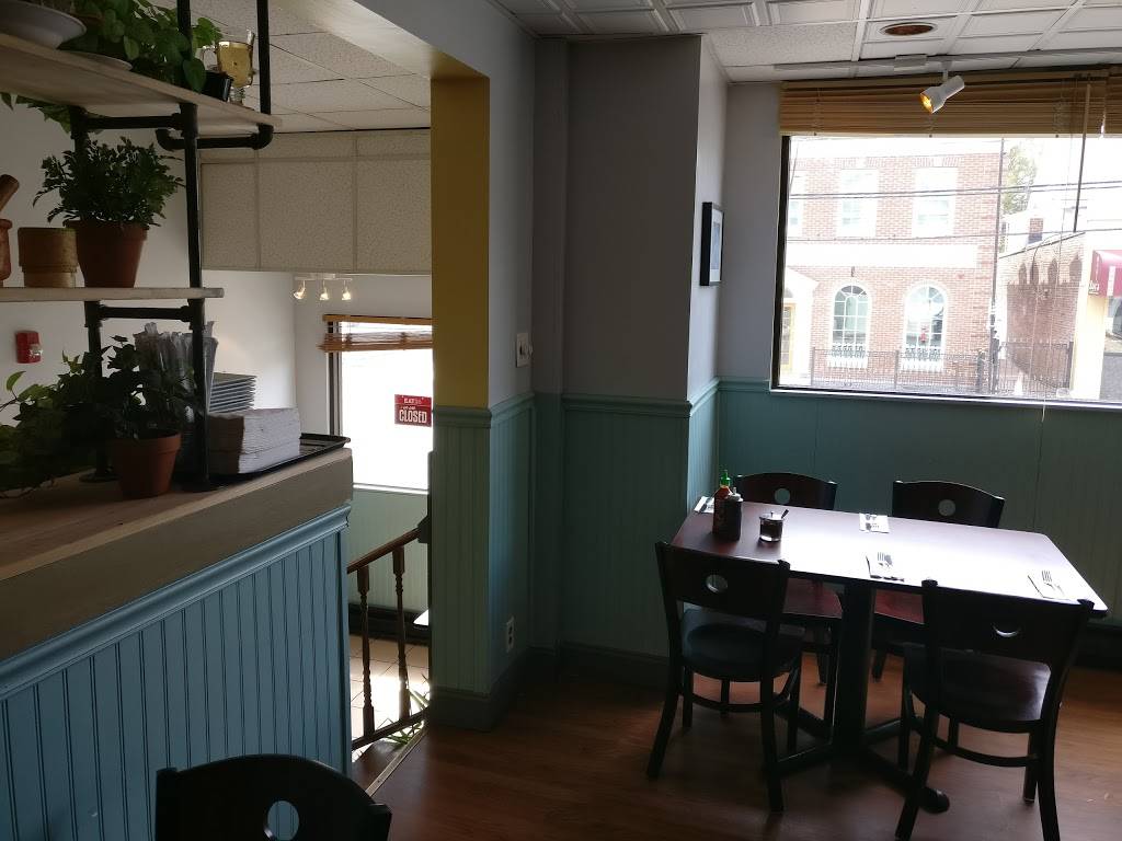 Pho n Rice | restaurant | 289 Beacon St, Somerville, MA 02143, USA | 6178648888 OR +1 617-864-8888