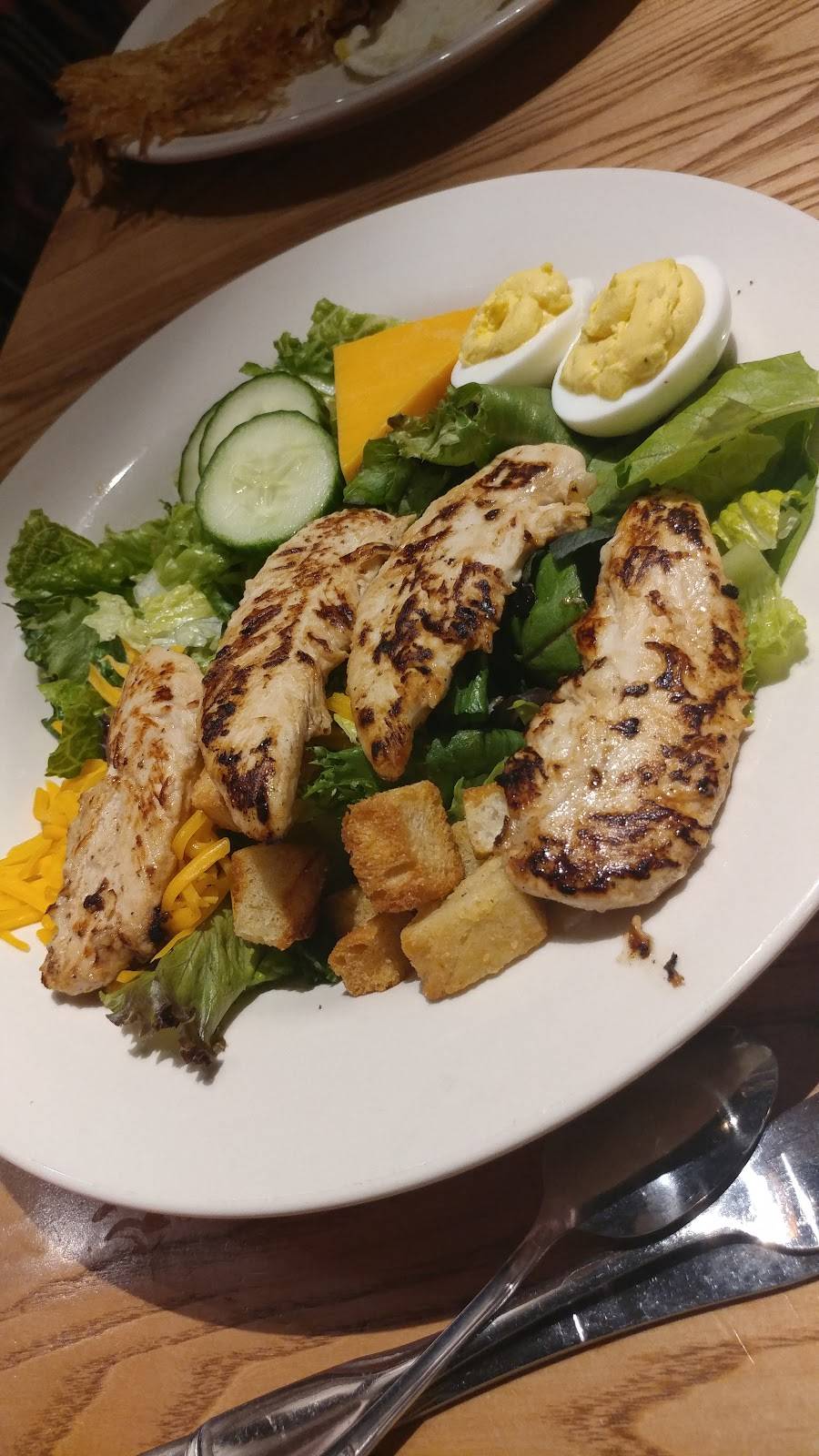 Cracker Barrel Old Country Store | restaurant | 120 Cleghorn Blvd, Madison, AL 35758, USA | 2564617670 OR +1 256-461-7670