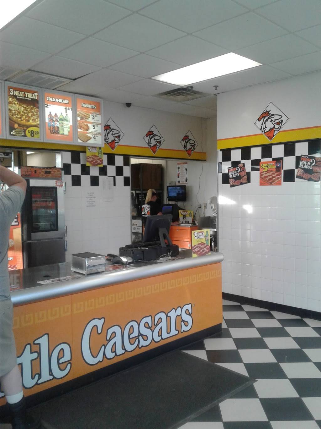Little Caesars Pizza | meal takeaway | 1004 Bypass N, Lawrenceburg, KY 40342, USA | 5028395555 OR +1 502-839-5555