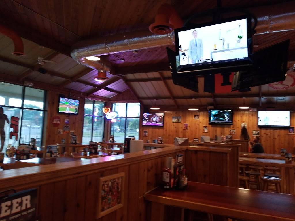 Hooters | restaurant | 1706 S State St, Champaign, IL 61820, USA | 2173557682 OR +1 217-355-7682