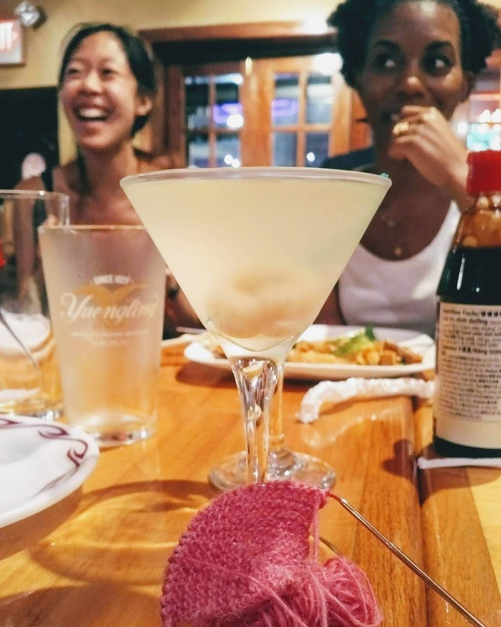 Vietnam Palace | restaurant | 222 N 11th St, Philadelphia, PA 19107, USA | 2155929596 OR +1 215-592-9596