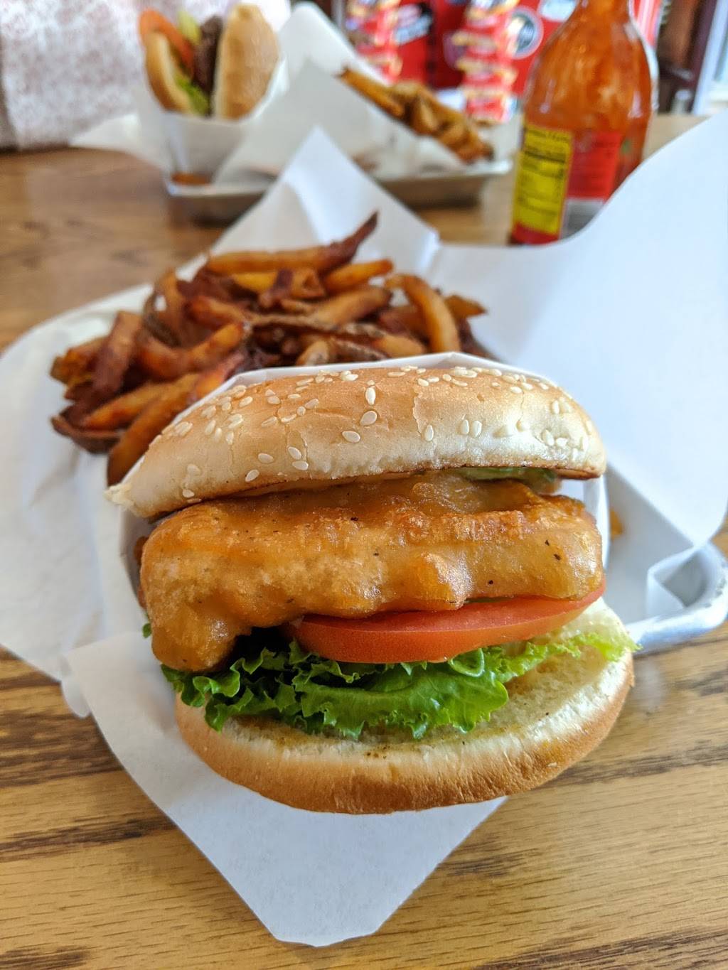 The Hens Roost | restaurant | 1916 G St, Bakersfield, CA 93301, USA | 6618647048 OR +1 661-864-7048