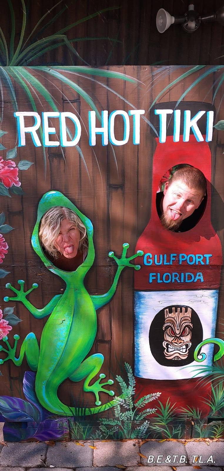 The North End Tap House | restaurant | 2908 1/2, Beach Blvd S, Gulfport, FL 33707, USA | 7272909682 OR +1 727-290-9682