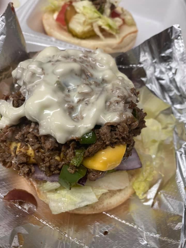 Blue shark | restaurant | 798 N Sebastian, West Helena, AR 72390, USA | 8708309815 OR +1 870-830-9815