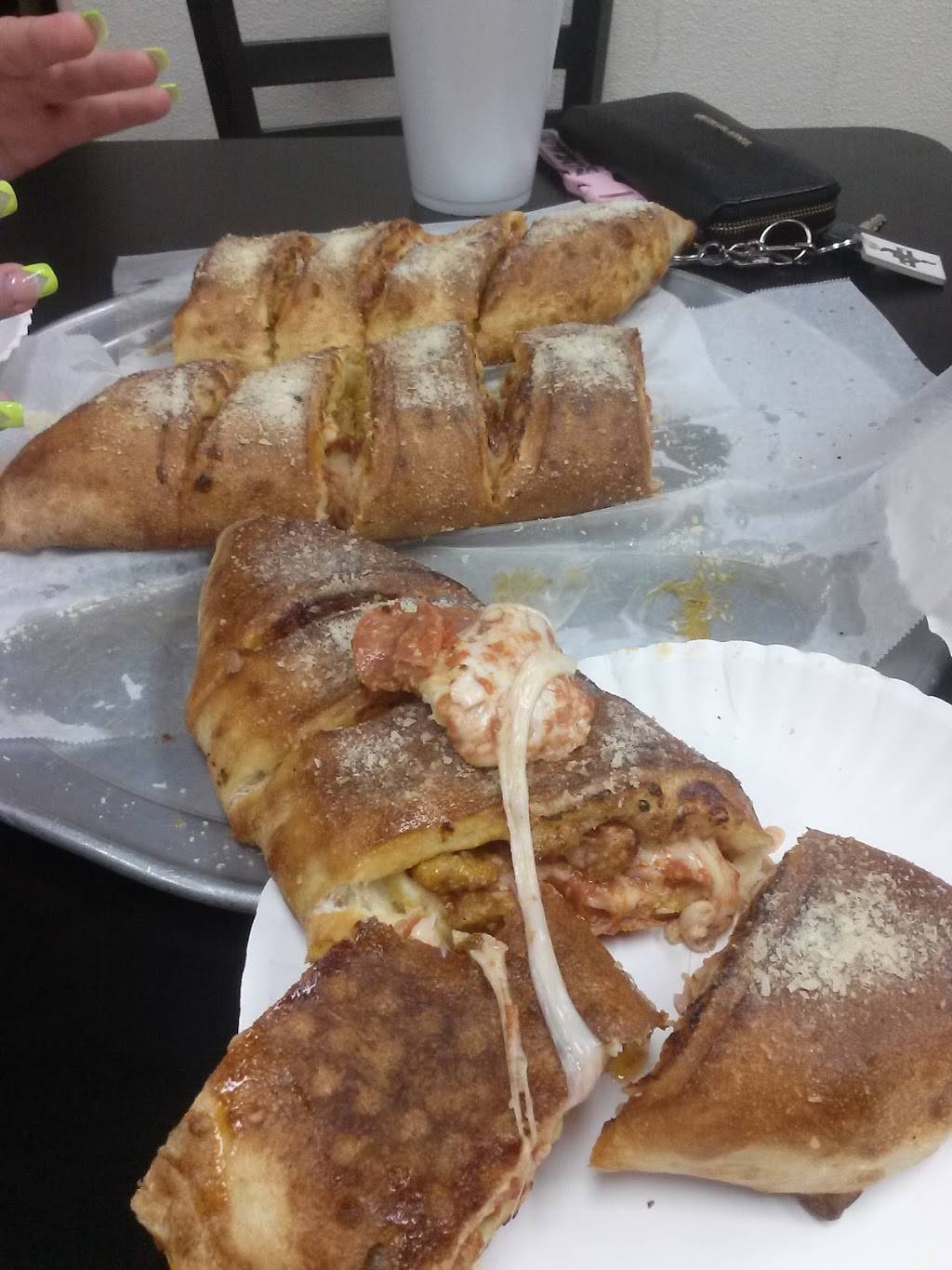 Valentinos Pizza | restaurant | 10511 Los Alamitos Blvd, Los Alamitos, CA 90720, USA | 5627950400 OR +1 562-795-0400