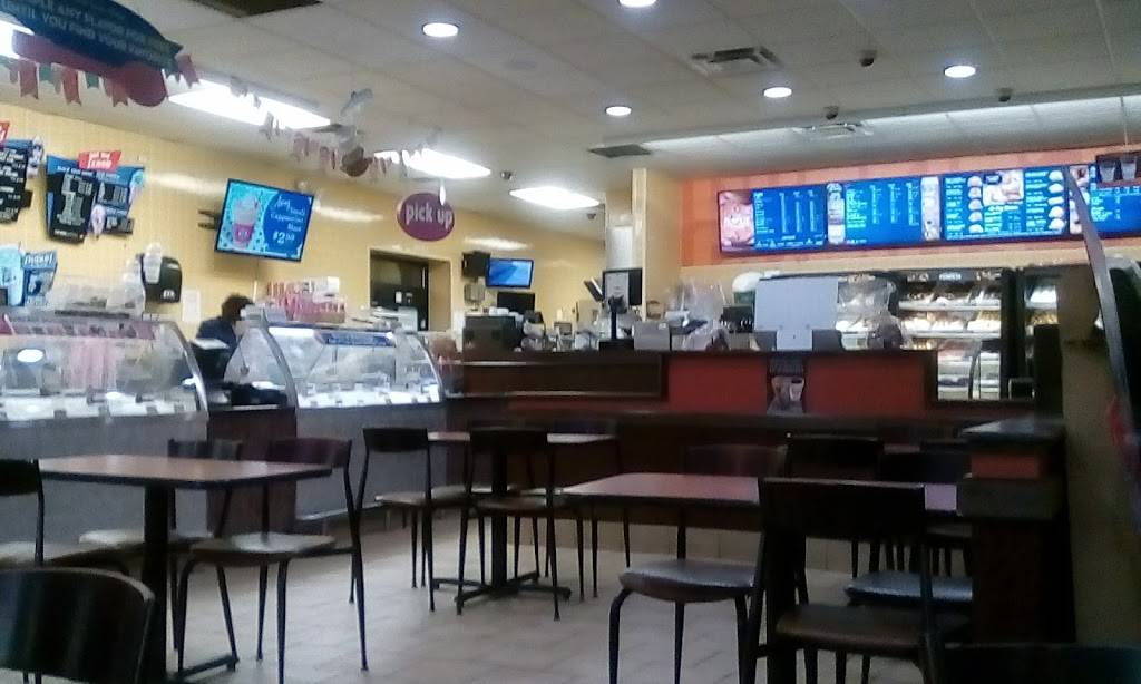 Dunkin Donuts | cafe | 5130 N Broadway, Chicago, IL 60640, USA | 7738784623 OR +1 773-878-4623