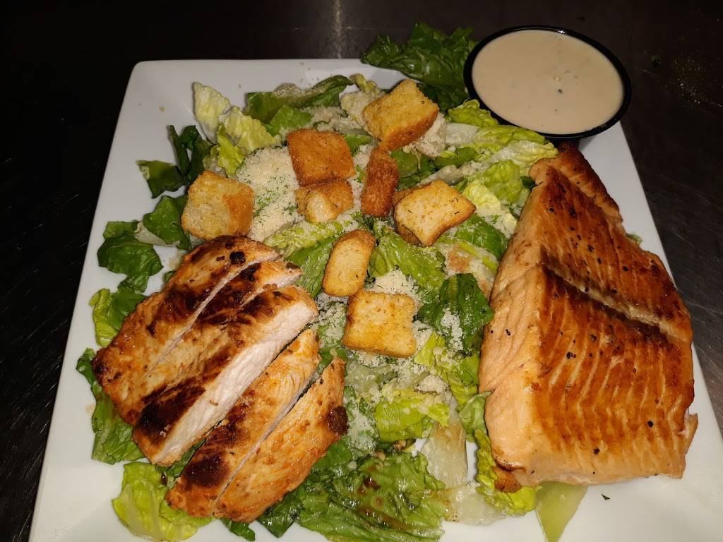 PGA Tour Grill Columbus International Airport | restaurant | International Airport Terminal, Exhibit Hall, Columbus, OH 43215, USA | 6142394000 OR +1 614-239-4000