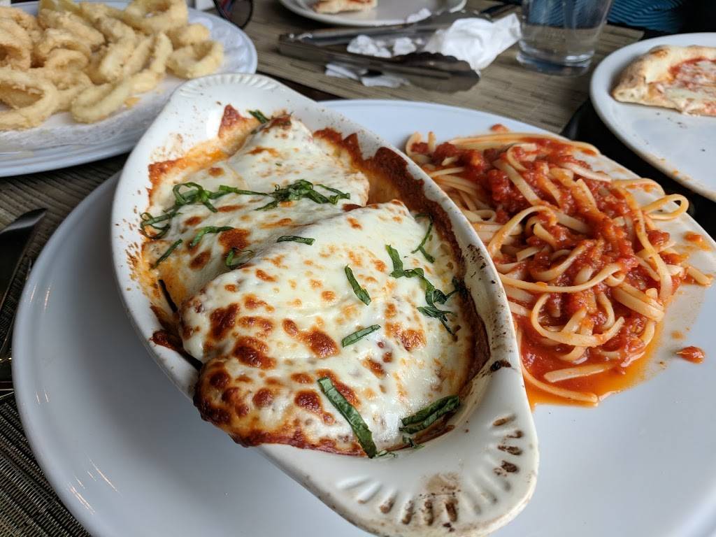 A Mano | restaurant | 24 Franklin Ave, Ridgewood, NJ 07450, USA | 2014932000 OR +1 201-493-2000