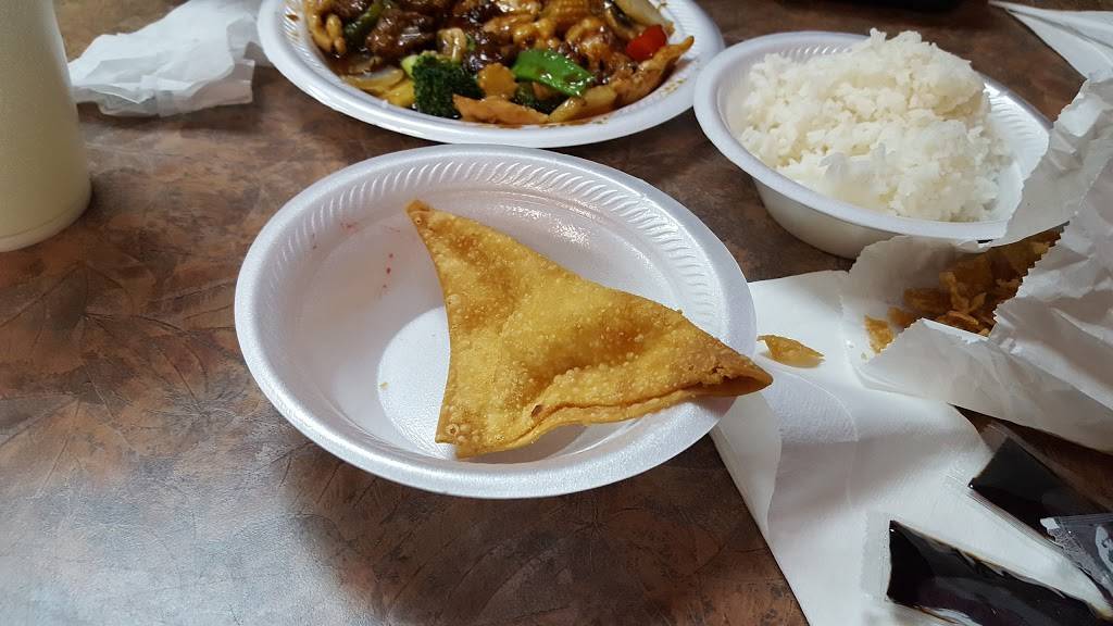 China Harbor | restaurant | 409 N Country Club Rd, Garland, TX 75040, USA | 9722769793 OR +1 972-276-9793