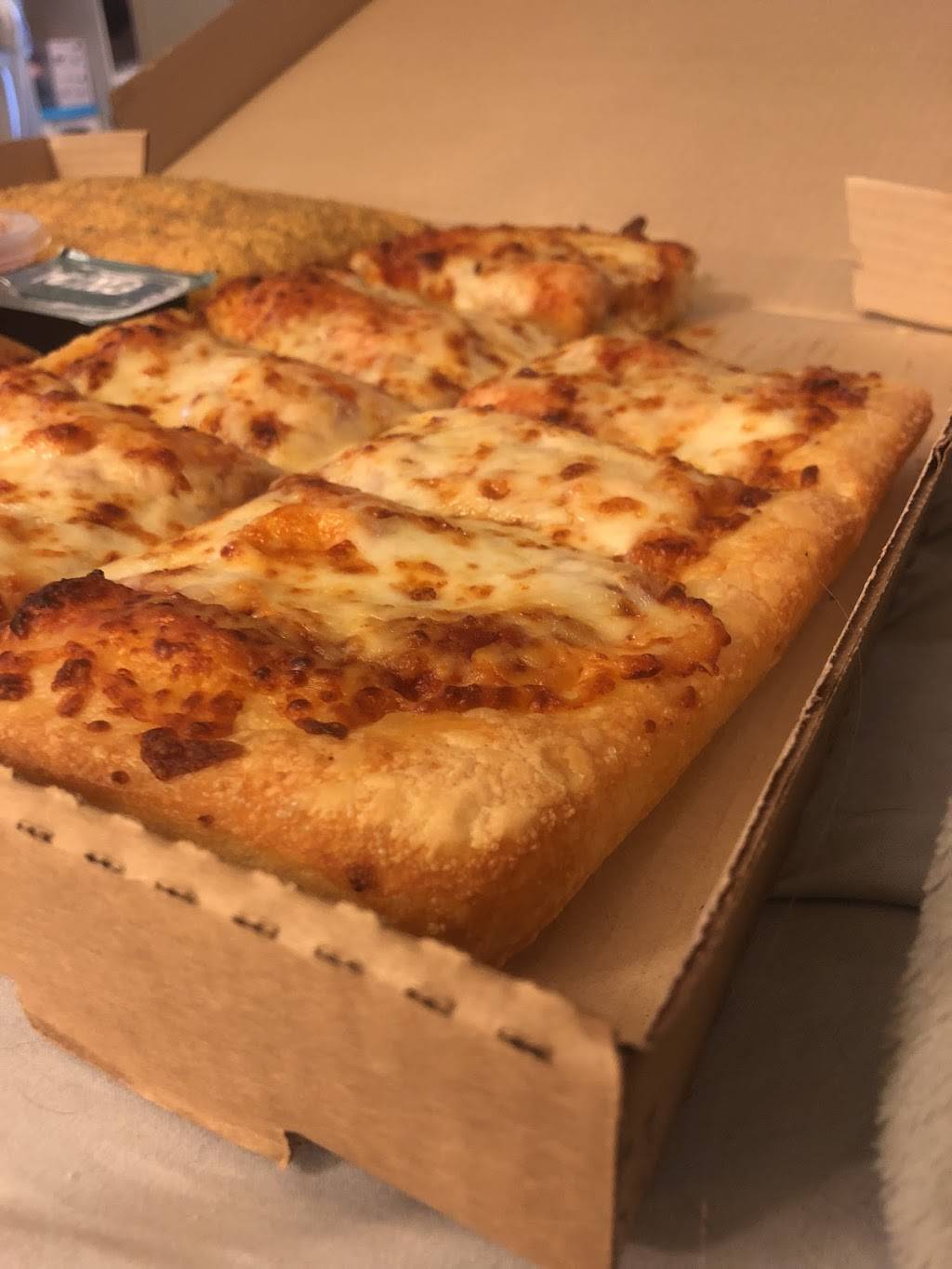 Pizza Hut | restaurant | 1102 E Highland Ave, San Bernardino, CA 92404, USA | 9098811111 OR +1 909-881-1111