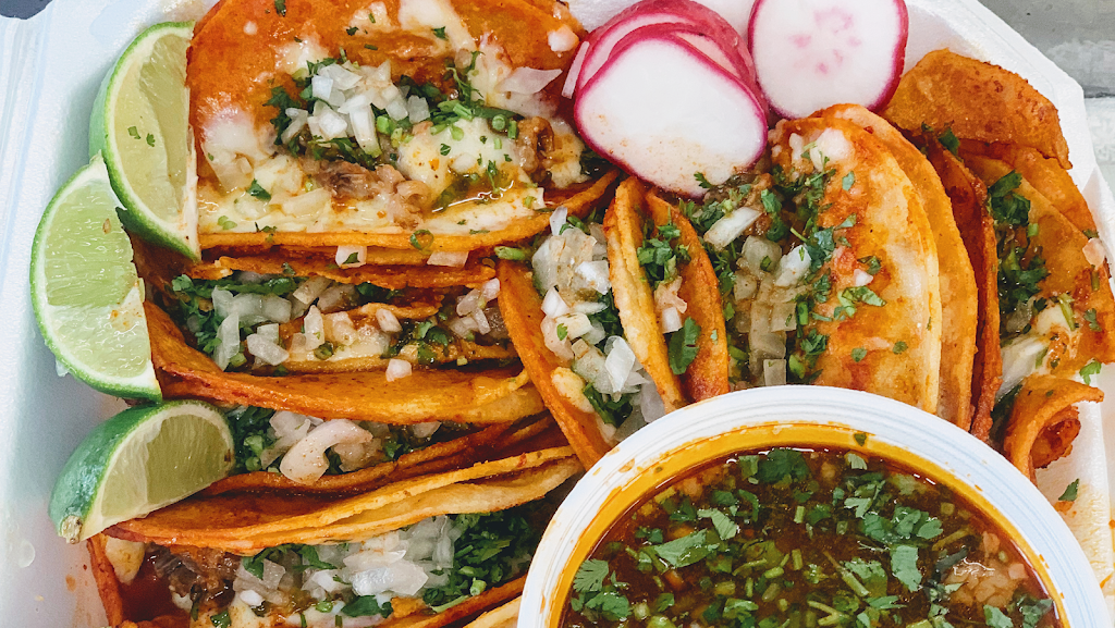 Taqueria Lo Diferente | restaurant | 1605 S Knoxville Ave, Russellville, AR 72802, USA | 4798570259 OR +1 479-857-0259