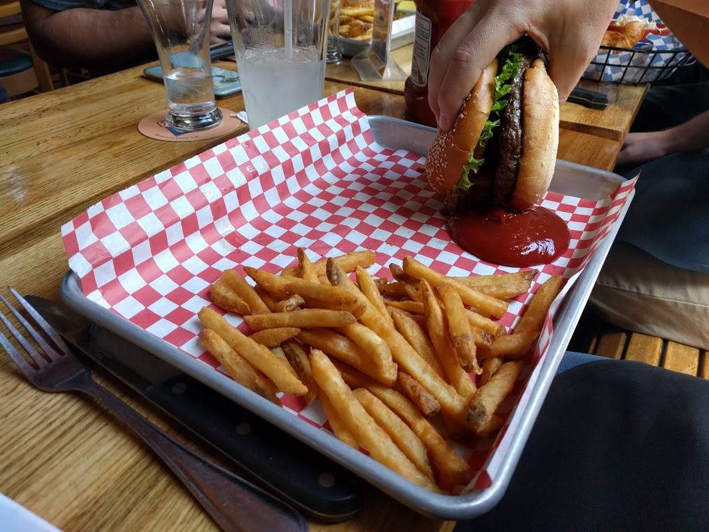 Tied House | restaurant | 954 Villa St, Mountain View, CA 94041, USA | 6509652739 OR +1 650-965-2739