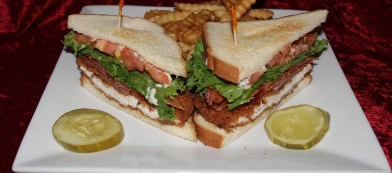 The Regal Beagle | restaurant | 17 Whitney Ave, New Haven, CT 06510, USA | 2037529899 OR +1 203-752-9899