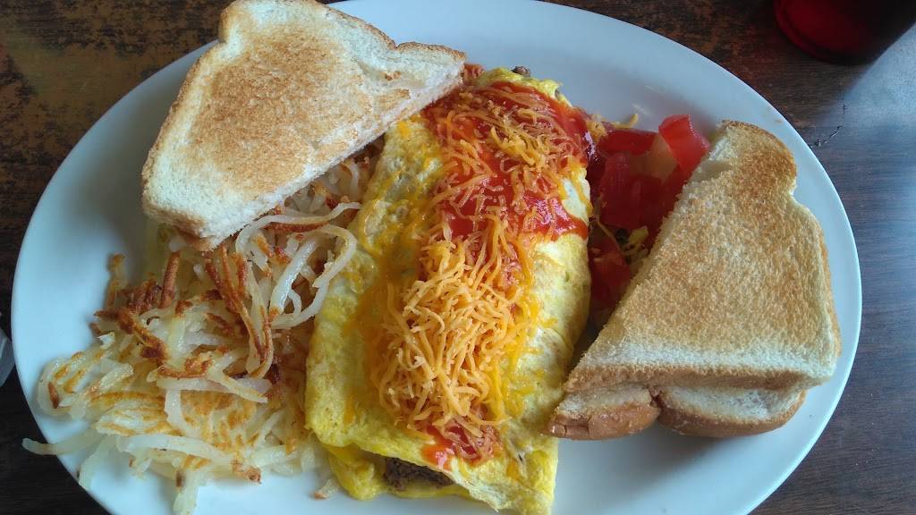 Red Rooster Grill | restaurant | 424 N Oak St, Iowa Falls, IA 50126, USA | 6416489714 OR +1 641-648-9714