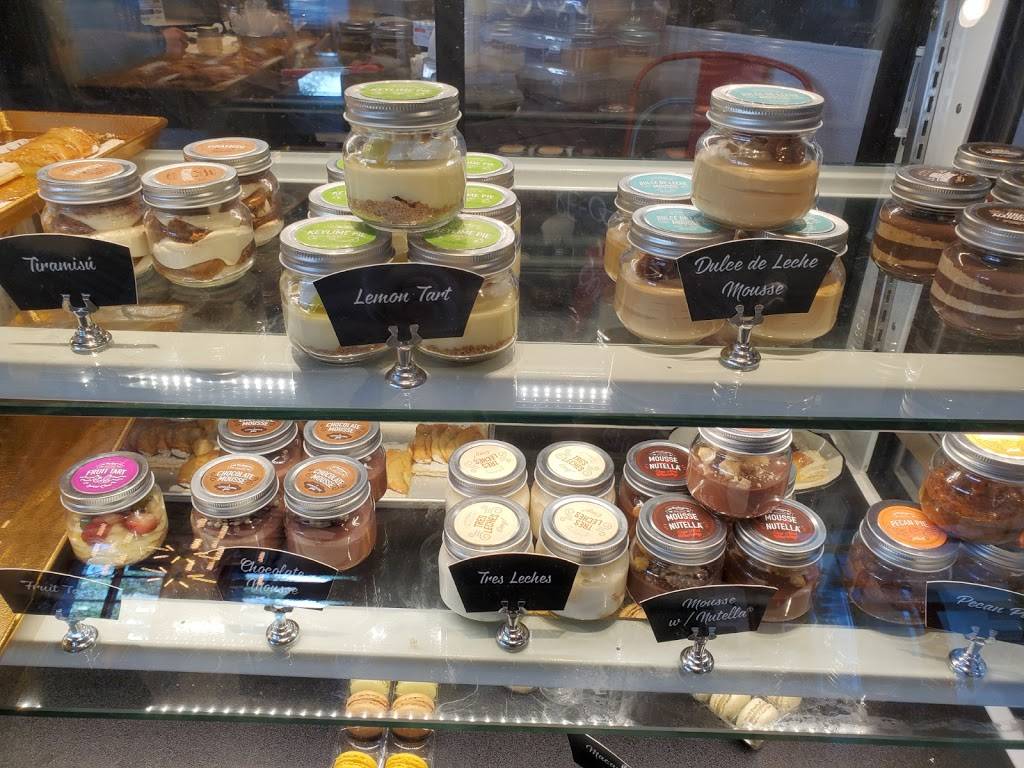 La Boulangerie Boul’Mich Boca Raton | bakery | Between Macy’s and Saks, 6000 Glades Rd Suite 1048A, Boca Raton, FL 33431, USA | 5613618820 OR +1 561-361-8820