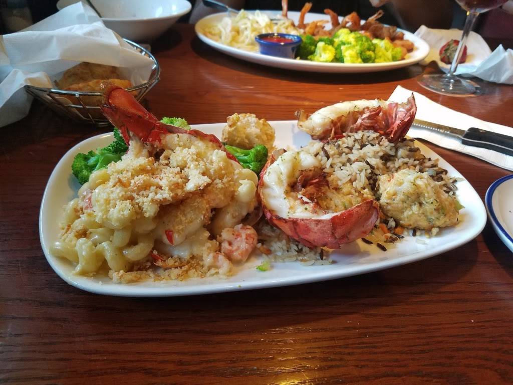 Red Lobster | restaurant | 296 N University Dr, Pembroke Pines, FL 33024, USA | 9544328500 OR +1 954-432-8500