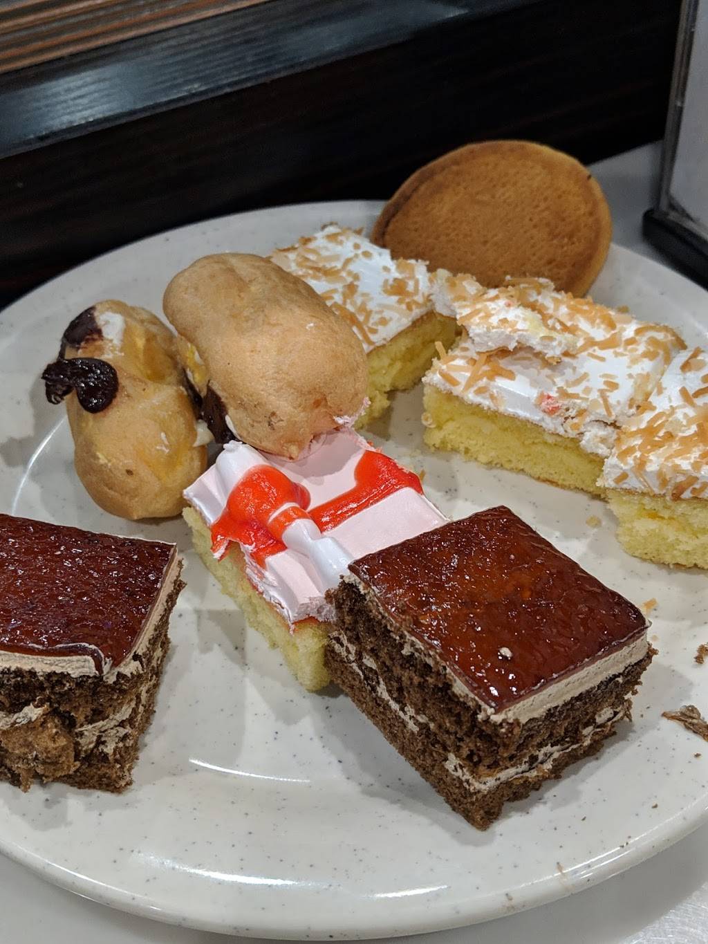 Sakura Grill & Buffet | restaurant | 2344 Watt Ave, Sacramento, CA 95825, USA | 9166213488 OR +1 916-621-3488