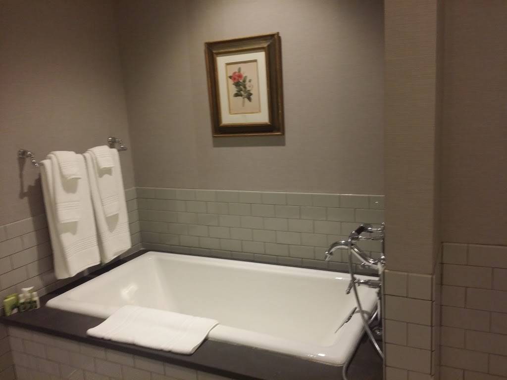 Colgate Inn | restaurant | 1 Payne St, Hamilton, NY 13346, USA | 3158242300 OR +1 315-824-2300