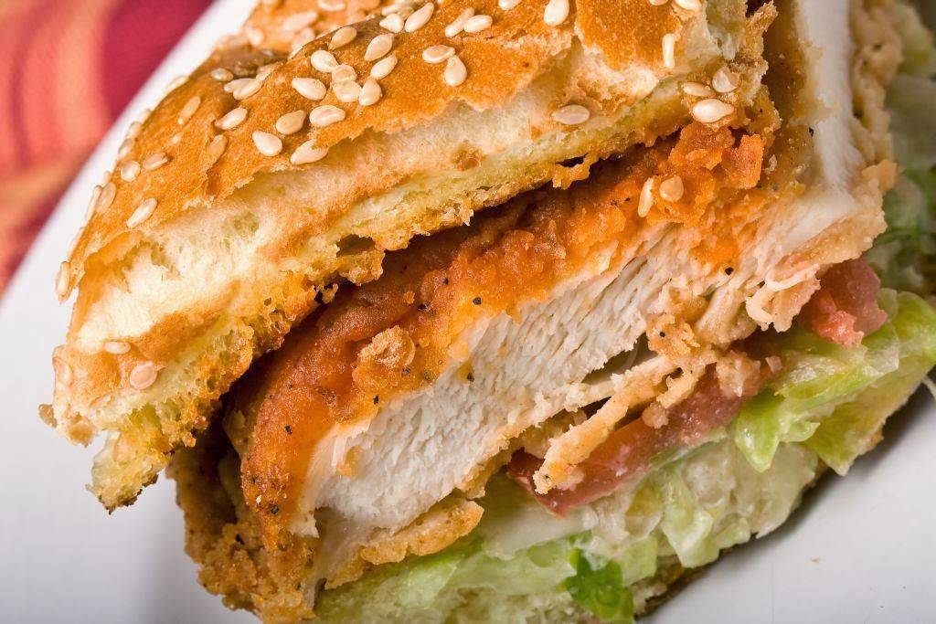 DBennys Subs & More | restaurant | 208 Adams St, Dorchester, MA 02122, USA | 6172870038 OR +1 617-287-0038