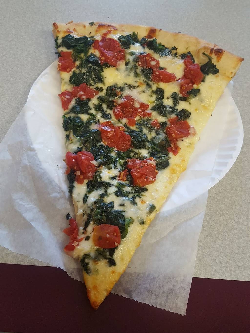 Villa Maria Pizzeria | restaurant | 2440 Eastchester Rd, Bronx, NY 10469, USA | 7188827446 OR +1 718-882-7446