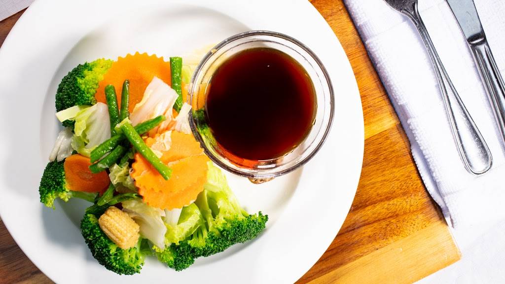 Jade Thai Oriental Cuisine | restaurant | 157 Bayfield St, Barrie, ON L4M 3B4, Canada | 7055030071 OR +1 705-503-0071