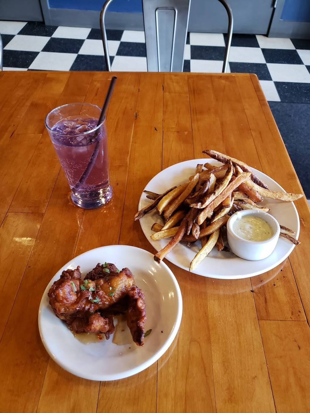 Esters Enoteca | restaurant | 3416 Fremont Ave N, Seattle, WA 98103, USA | 2062951903 OR +1 206-295-1903