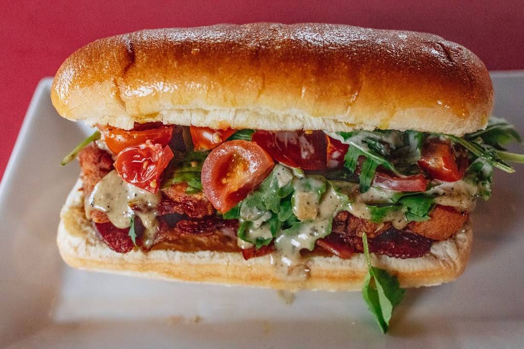 Coal Haus 337 | restaurant | 337 N Roosevelt Ave, Burlington, IA 52601, USA | 3197540064 OR +1 319-754-0064