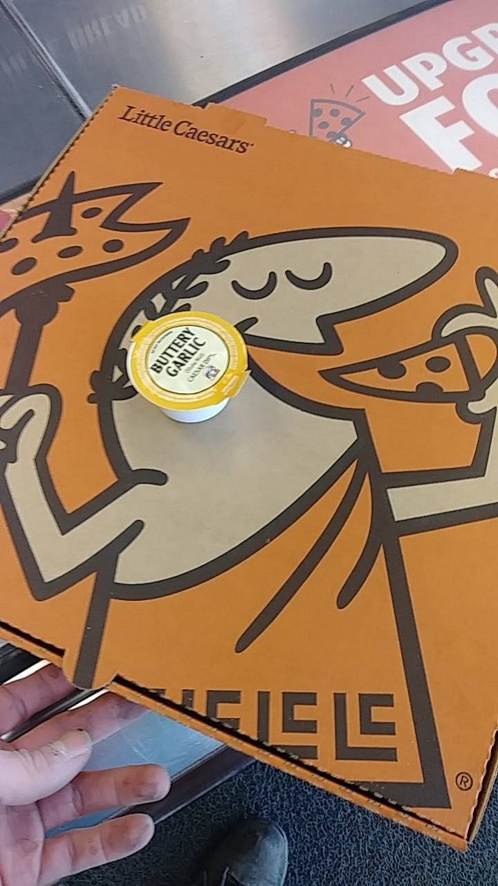 Little Caesars Pizza | meal takeaway | 3340 E 33rd St, Des Moines, IA 50317, USA | 5152628000 OR +1 515-262-8000