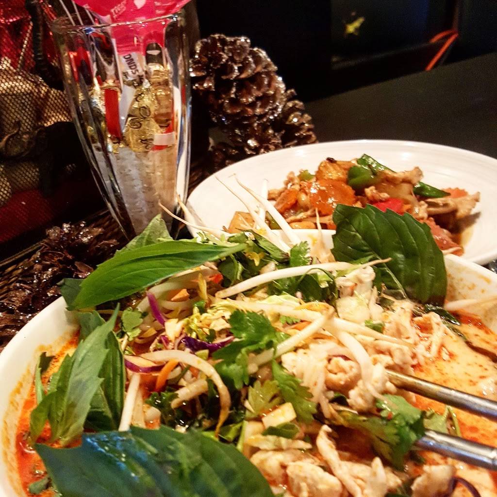 Lemongrass Thai Sushi | restaurant | 977 Butternut Dr Suite #3, Holland, MI 49424, USA | 6163777440 OR +1 616-377-7440