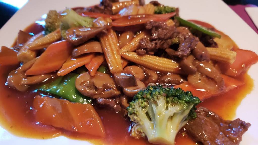 Saigon Flavors | restaurant | 3573 Aloma Ave, Oviedo, FL 32765, USA | 4079518818 OR +1 407-951-8818