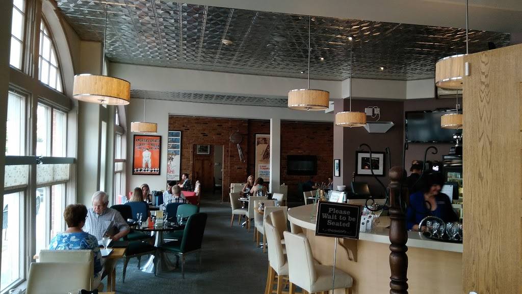 Chilled Cork | restaurant | 22 William St S, Chatham, ON N7M 4S1, Canada | 5193547818 OR +1 519-354-7818