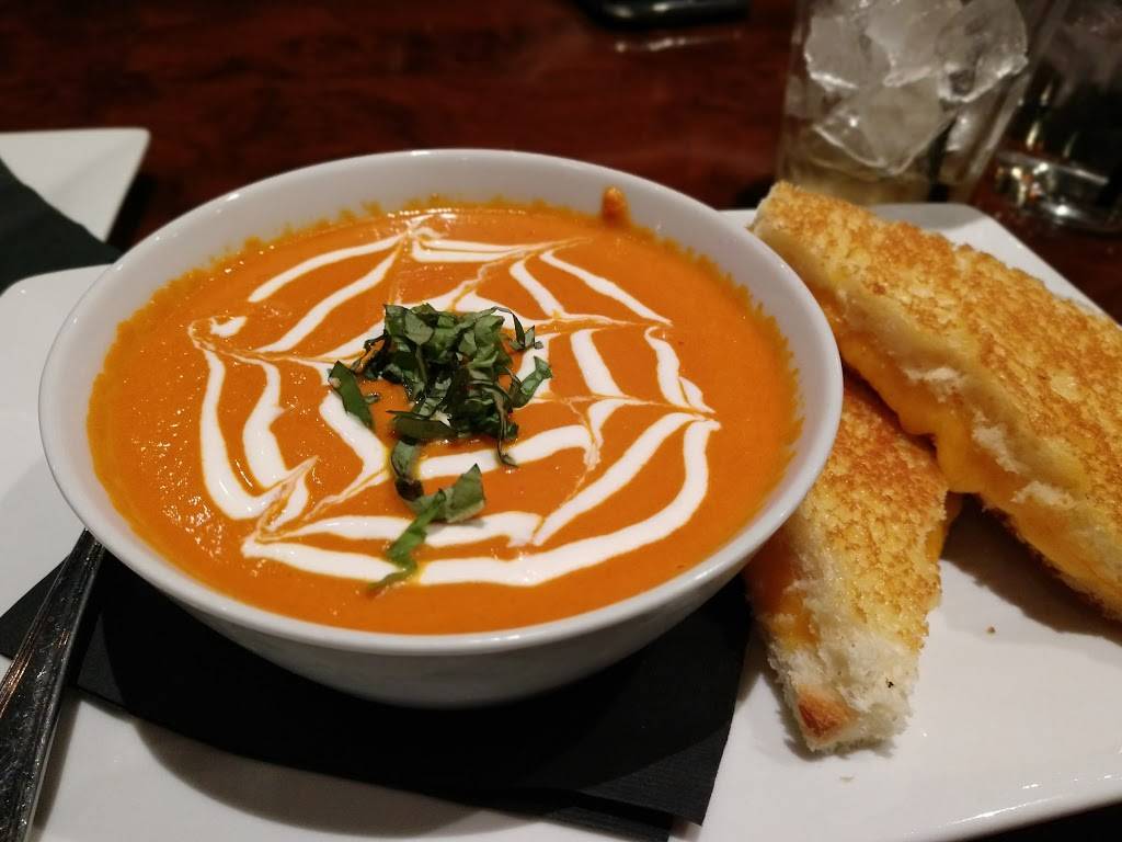 The Martini | restaurant | 1205 S Fort Apache Rd, Las Vegas, NV 89117, USA | 7022278464 OR +1 702-227-8464