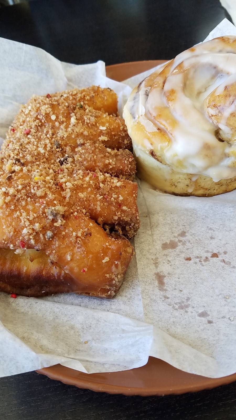 Spudnuts | bakery | 220 W Carrillo St, Santa Barbara, CA 93101, USA | 8058992779 OR +1 805-899-2779