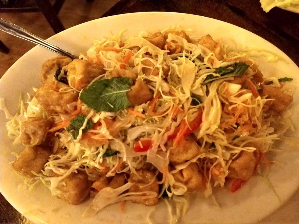 Le’s | restaurant | 35 Dunster St, Cambridge, MA 02138, USA | 6178644100 OR +1 617-864-4100