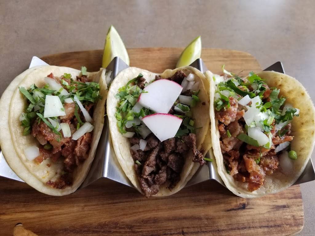 Restaurant El Charrito 2 | restaurant | 10422 Pacific Ave S, Tacoma, WA 98444, USA | 2535374443 OR +1 253-537-4443