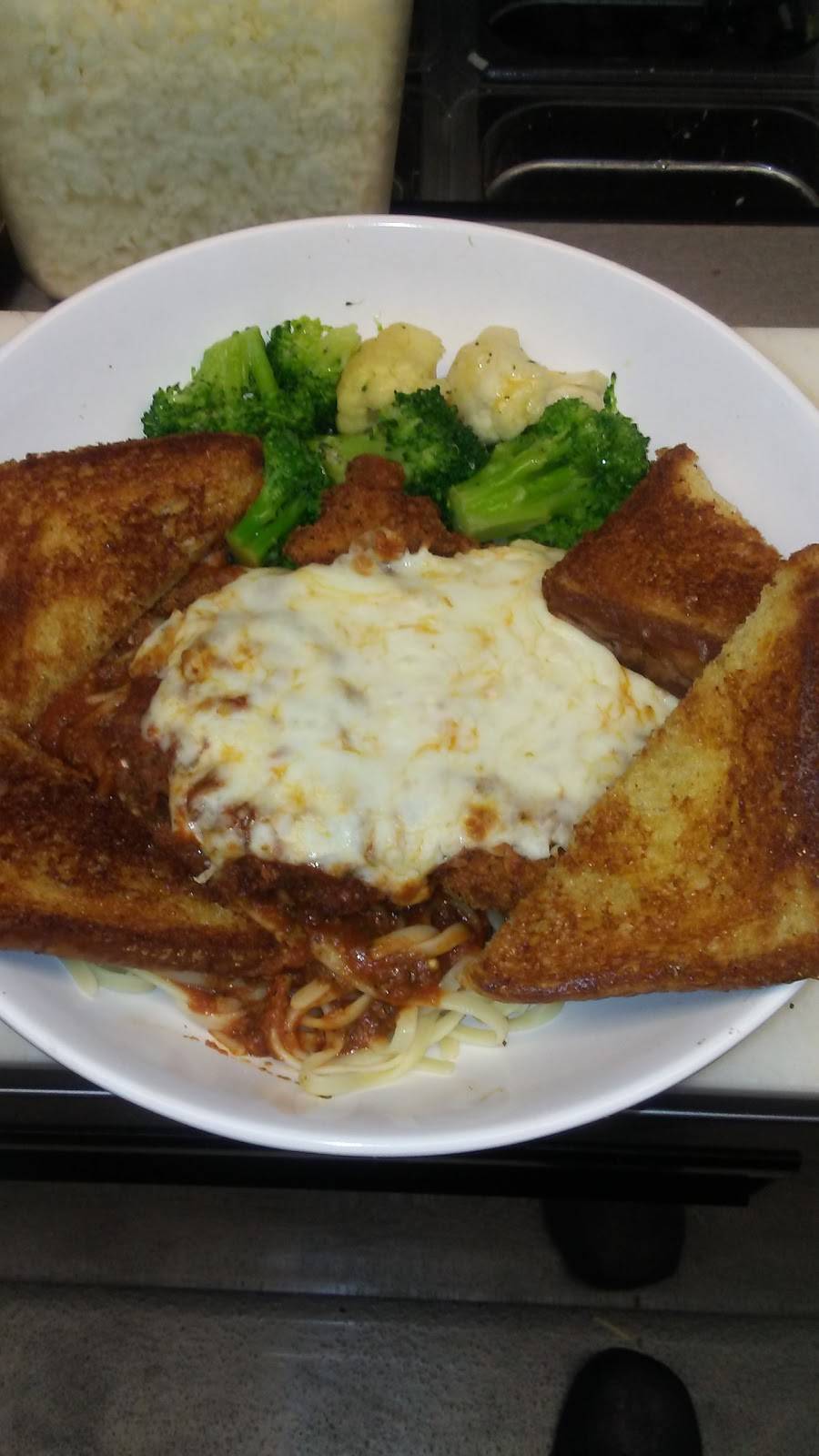 East 55th on the Lake | restaurant | 5555 N Marginal Rd, Cleveland, OH 44114, USA | 2164313280 OR +1 216-431-3280