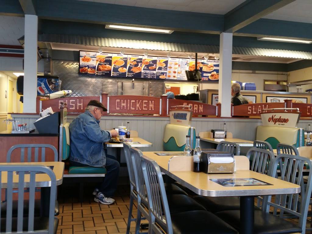 Long John Silvers | restaurant | 3615 S Emerson Ave, Beech Grove, IN 46107, USA | 3177867750 OR +1 317-786-7750